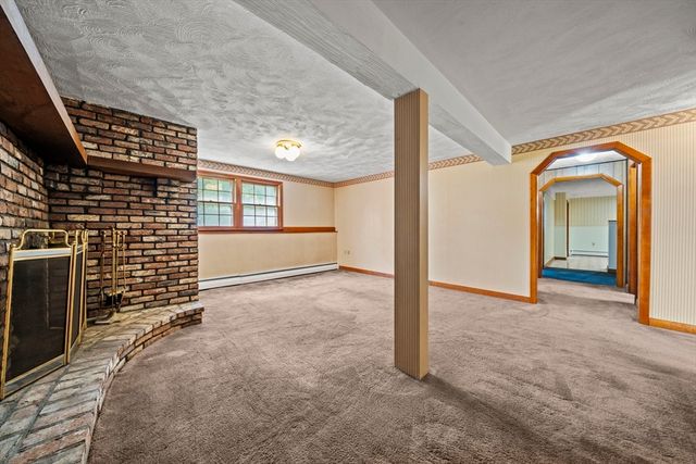8 Main St, Wilmington, MA 01887