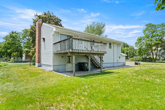 8 Main St, Wilmington, MA 01887