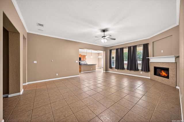 204 VALLEY FRG, Pleasanton, TX 78064
