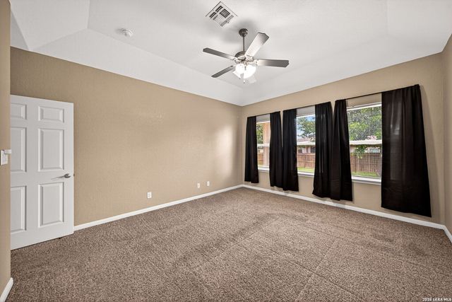 204 VALLEY FRG, Pleasanton, TX 78064