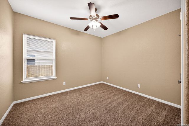 204 VALLEY FRG, Pleasanton, TX 78064