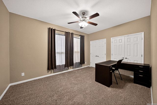 204 VALLEY FRG, Pleasanton, TX 78064