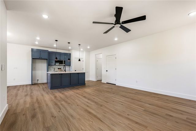 289 Kinross Drive, Bella Vista, AR 72715