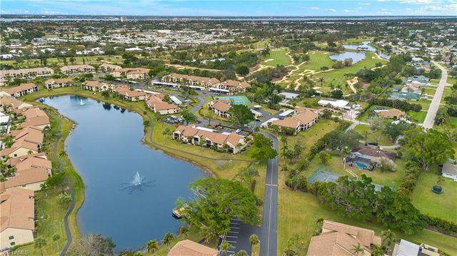 8382 Charter Club CIR 4, Fort Myers, FL 33919