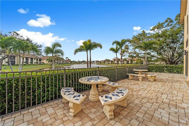 8382 Charter Club CIR 4, Fort Myers, FL 33919