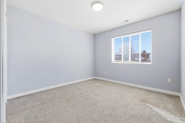 3902 W Snow Ln, Benton City, WA 99320