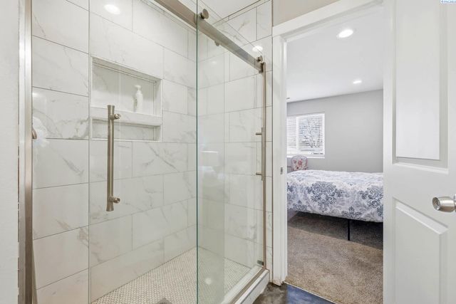 3902 W Snow Ln, Benton City, WA 99320