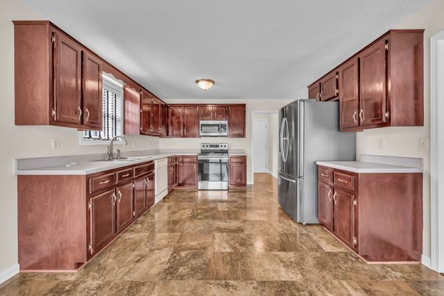 2412 Shoveler Way, Clarksville, TN 37042