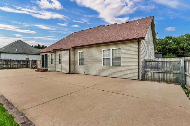 2412 Shoveler Way, Clarksville, TN 37042