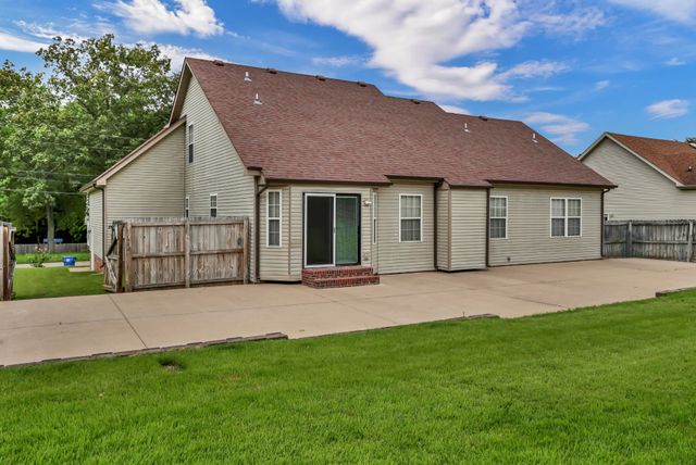 2412 Shoveler Way, Clarksville, TN 37042