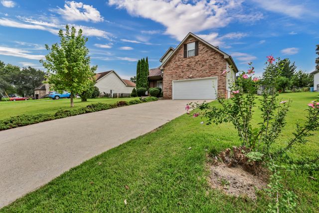 2412 Shoveler Way, Clarksville, TN 37042