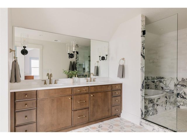745 S York St, Denver, CO 80209
