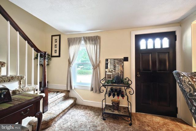 855 GREENBRIAR RD, York, PA 17404