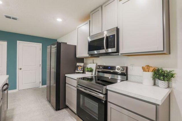 7945 103RD Court, Vero Beach, FL 32967