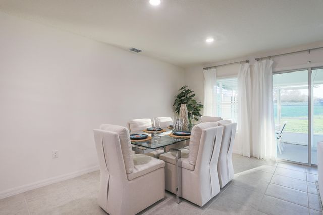 7945 103RD Court, Vero Beach, FL 32967