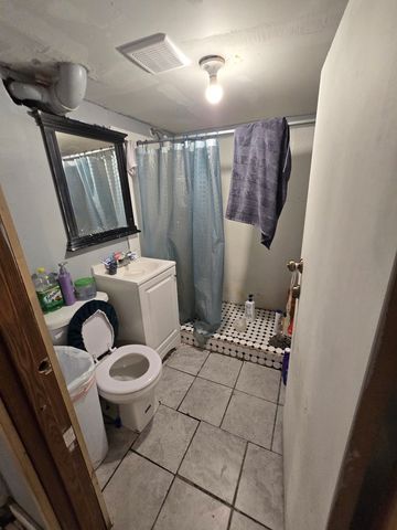 6824 S Throop Street, Chicago, IL 60636