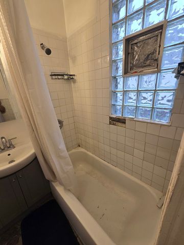 6824 S Throop Street, Chicago, IL 60636