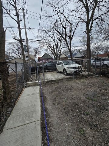 6824 S Throop Street, Chicago, IL 60636