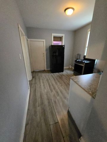 6824 S Throop Street, Chicago, IL 60636
