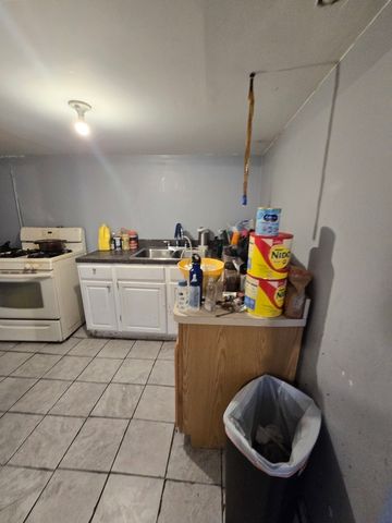 6824 S Throop Street, Chicago, IL 60636