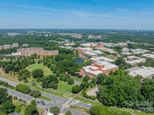 9629 Vinca Circle H, Charlotte, NC 28213