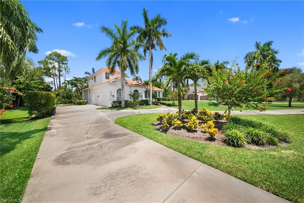 9069 The Lane, NAPLES, FL 34109 — photo 4