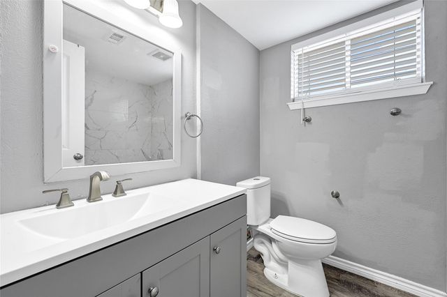 6407 Deirdre Anne Drive, Houston, TX 77088