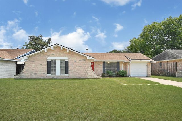 6407 Deirdre Anne Drive, Houston, TX 77088