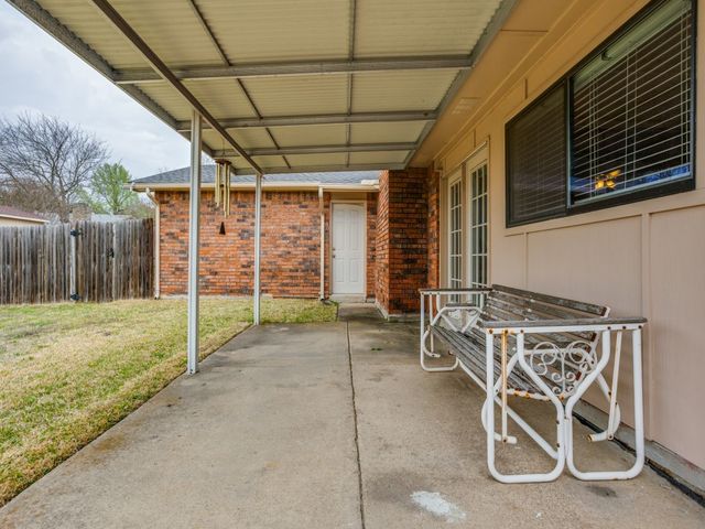 3513 Clover Meadow Drive, Garland, TX 75043