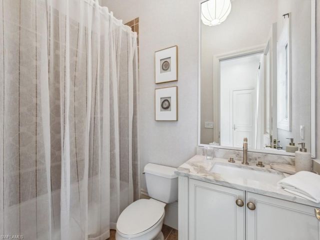 15627 Villoresi WAY, Naples, FL 34110
