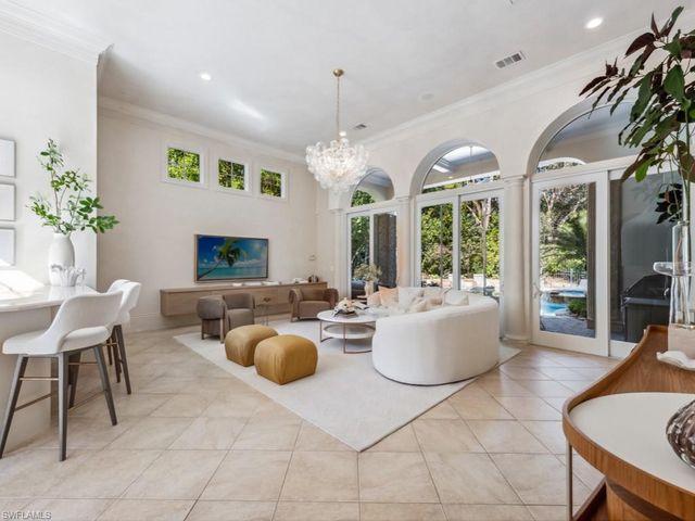 15627 Villoresi WAY, Naples, FL 34110