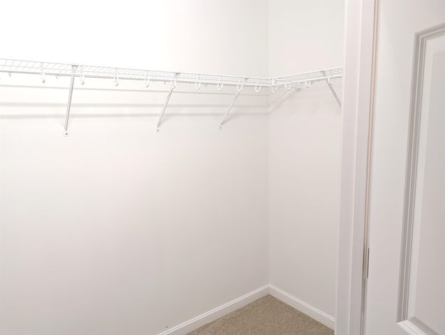 264 Woodview Way, Manchester, NH 03102