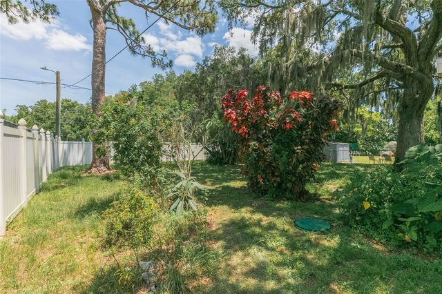 5810 BAKER ROAD, New Port Richey, FL 34653