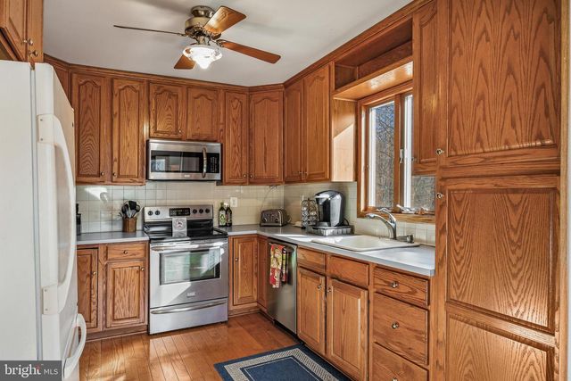 170 BIRMINGHAM RD, Pemberton, NJ 08068