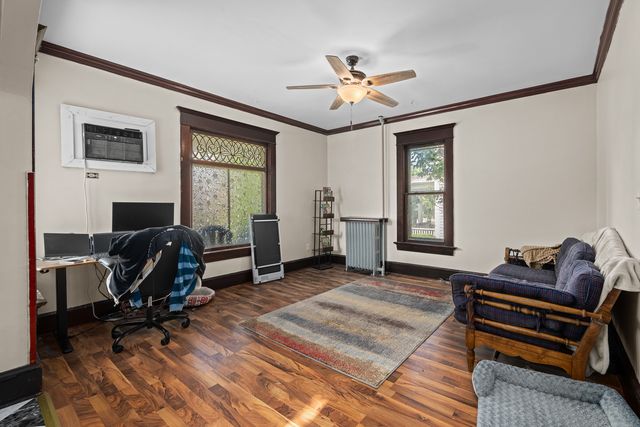 1004 13th Avenue, Moline, IL 61265