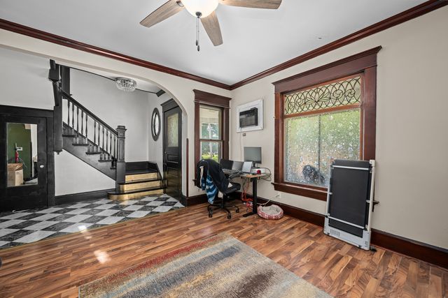 1004 13th Avenue, Moline, IL 61265