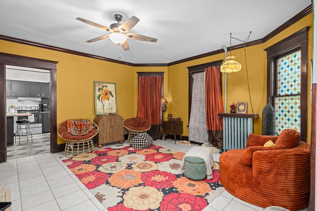 1004 13th Avenue, Moline, IL 61265