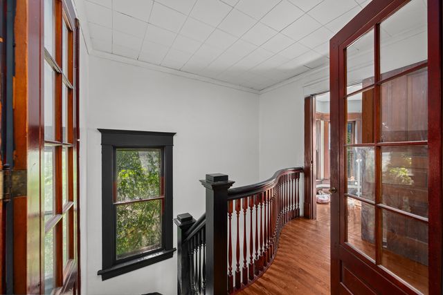 1004 13th Avenue, Moline, IL 61265