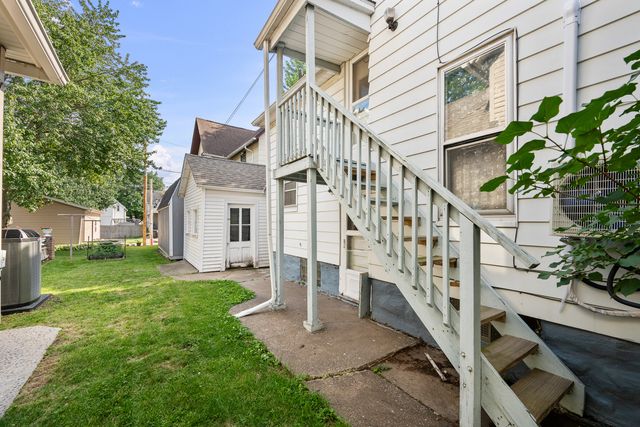 1004 13th Avenue, Moline, IL 61265