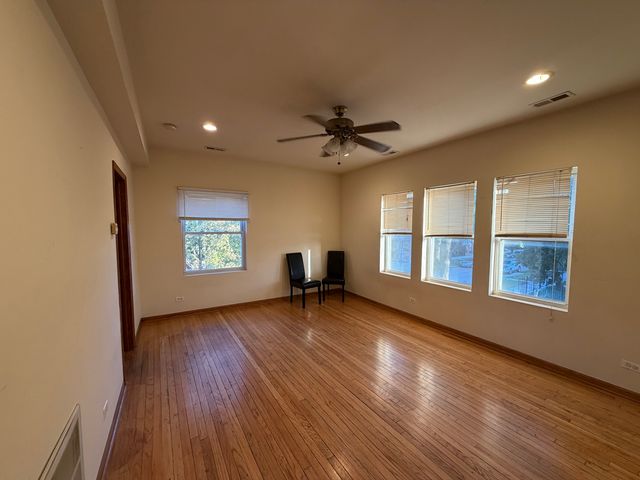 3000 W 61 Street 2, Chicago, IL 60629