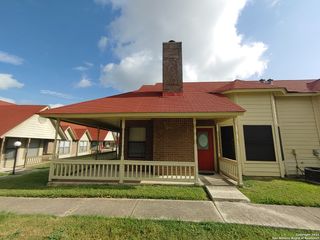 6331 Cambridge Dr Apt 4, San Antonio, TX 78218