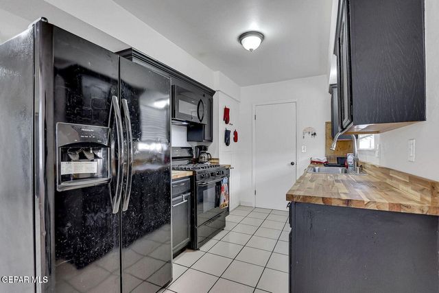 2716 ARCHIE Drive, El Paso, TX 79935