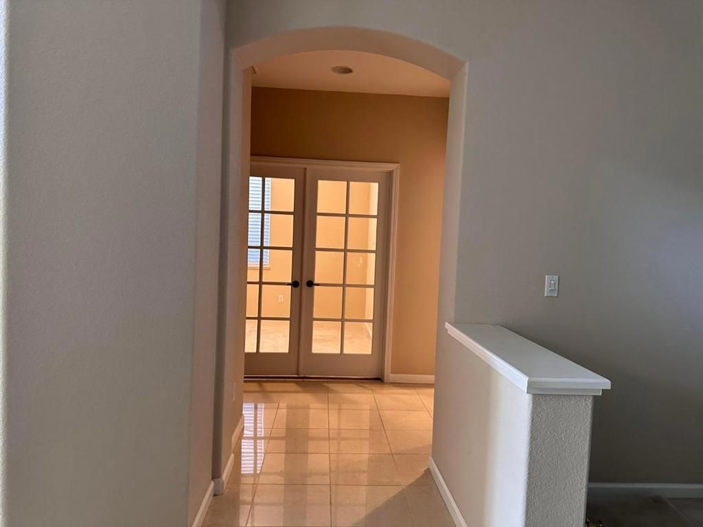 Image 16 of property listing at 10658 Willow Glen Circle, Stockton, CA 95209