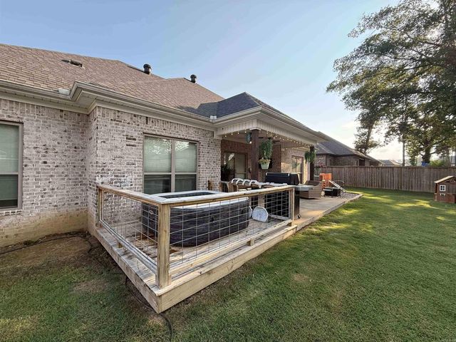 222 Heather Loop, Beebe, AR 72012