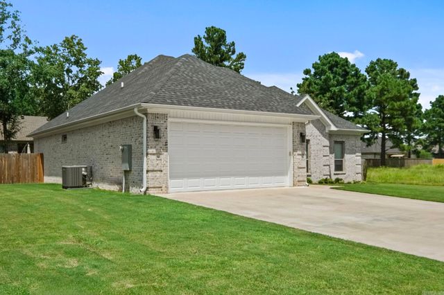 222 Heather Loop, Beebe, AR 72012
