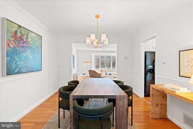 2904 FARM RD, Alexandria, VA 22302