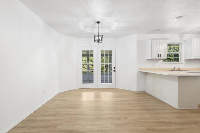 222 Cedar Ravine Drive, Seymour, MO 65746