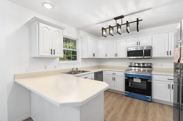 222 Cedar Ravine Drive, Seymour, MO 65746