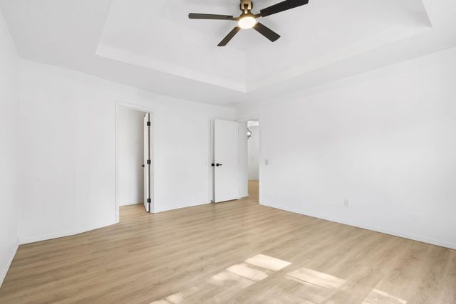 222 Cedar Ravine Drive, Seymour, MO 65746