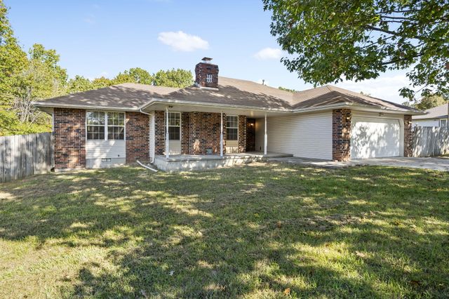 222 Cedar Ravine Drive, Seymour, MO 65746